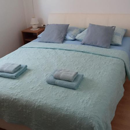 Apartment Plitvice Starigrad Paklenica Bagian luar foto