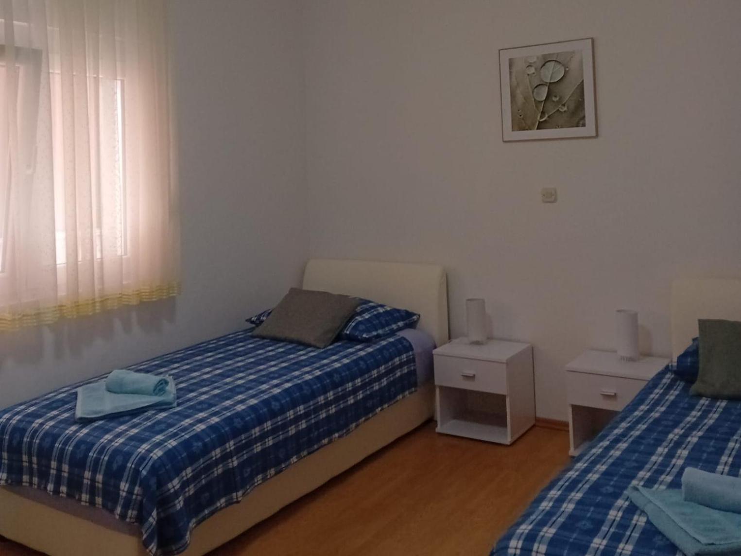 Apartment Plitvice Starigrad Paklenica Bagian luar foto