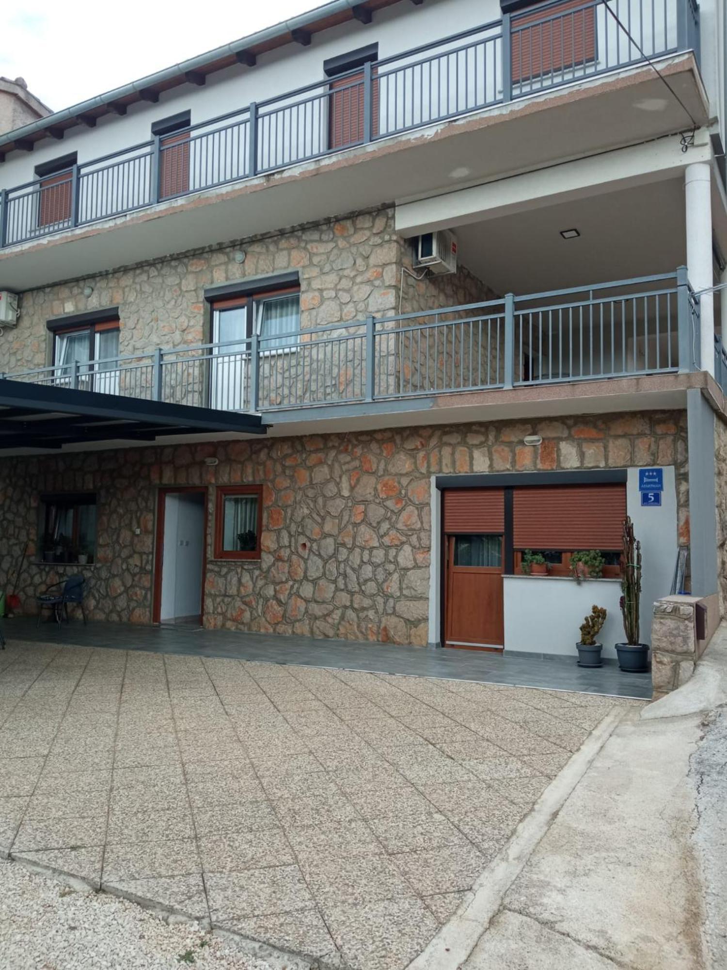 Apartment Plitvice Starigrad Paklenica Bagian luar foto